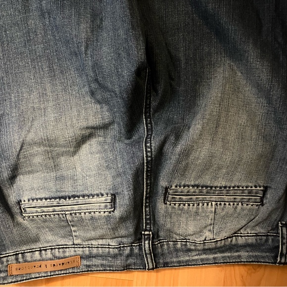 Straight leg capri jeans - Picture 4 of 4